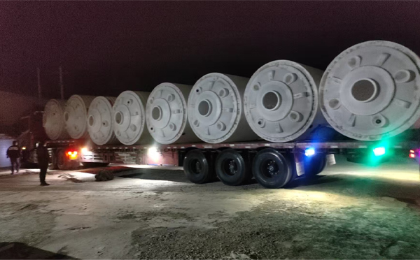 酒泉锥底桶交付现场